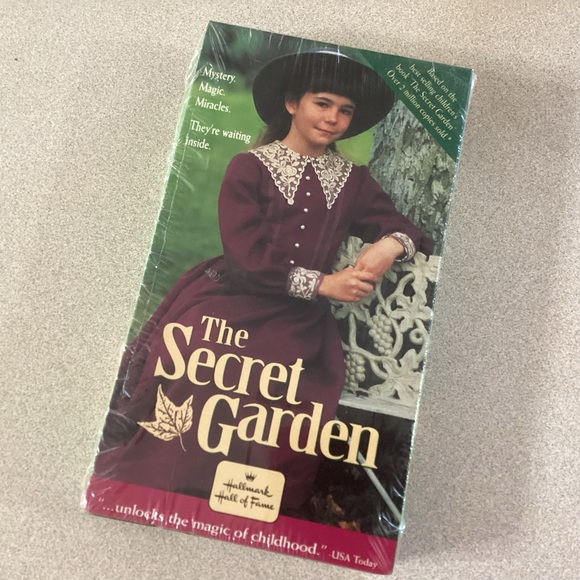 VHS unopened The Secret Garden based on the classic children’s classic b… - Picture 1 of 2